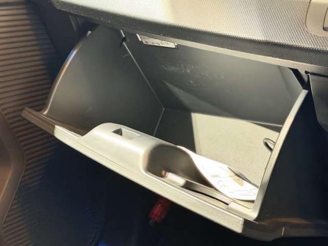 フリード1.5 フレックス 4WD　防錆塗装4WDTVナビBカメETC夏冬タイヤ 1500