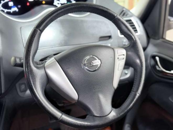 セレナ2.0 ハイウェイスター S-HYBRID　防錆塗装TVナビBカメ後席モニタETC 2WD 2000