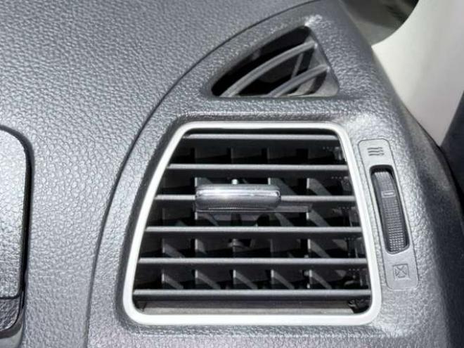 セレナ2.0 ハイウェイスター S-HYBRID　防錆塗装TVナビBカメ後席モニタETC 2WD 2000