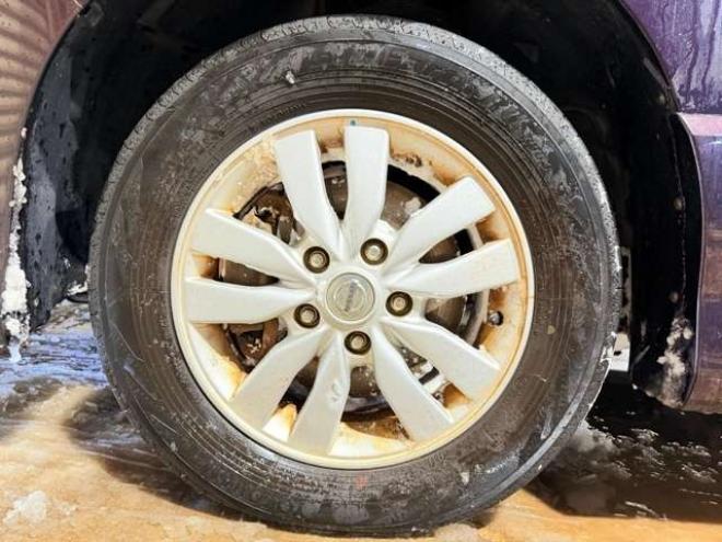 セレナ2.0 ハイウェイスター 4WD　防錆塗装4WDナビBカメエンスタ後席モニタETC 2000