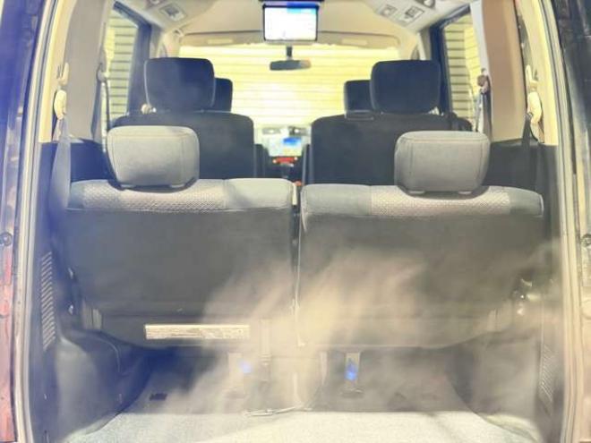 セレナ2.0 ハイウェイスター 4WD　防錆塗装4WDナビBカメエンスタ後席モニタETC 2000