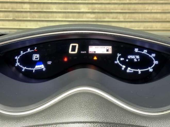 セレナ2.0 ハイウェイスター 4WD　防錆塗装4WDナビBカメエンスタ後席モニタETC 2000