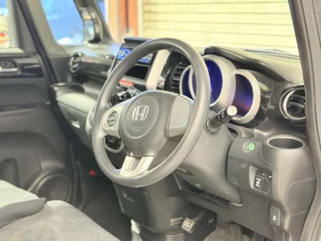 N-BOXカスタムG Lパッケージ 4WD　防錆塗装4WDスマキーCDドラレコ 660