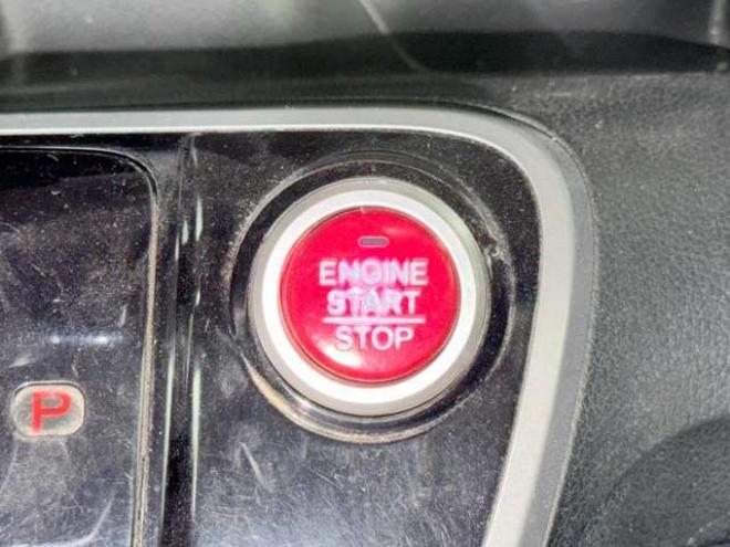 N-BOXカスタムG Lパッケージ 4WD　防錆塗装4WDスマキーCDドラレコ 660