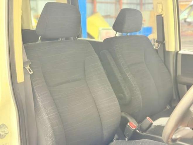 ステップワゴン2.0 G Lパッケージ 4WD　防錆塗装4WDTVナビBカメエンスタETC夏冬タイヤ 2000