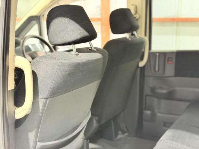 ステップワゴン2.0 G Lパッケージ 4WD　防錆塗装4WDTVナビBカメエンスタETC夏冬タイヤ 2000