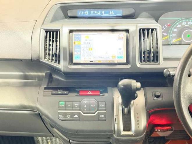 ステップワゴン2.0 G Lパッケージ 4WD　防錆塗装4WDTVナビBカメエンスタETC夏冬タイヤ 2000