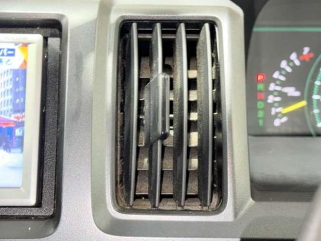 ステップワゴン2.0 G Lパッケージ 4WD　防錆塗装4WDTVナビBカメエンスタETC夏冬タイヤ 2000