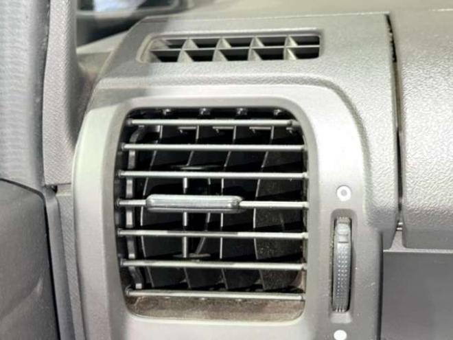 ステップワゴン2.0 G Lパッケージ 4WD　防錆塗装4WDTVナビBカメエンスタETC夏冬タイヤ 2000