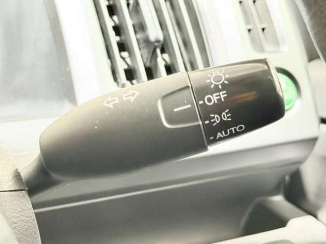 ステップワゴン2.0 G HIDエディション 4WD　防錆塗装4WDTVナビBカメ 2000