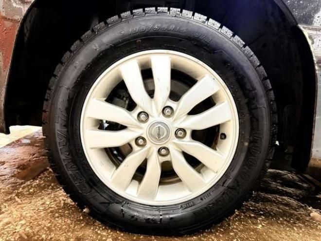 セレナ2.0 ハイウェイスター 4WD　防錆塗装4WDTVナビ 2000