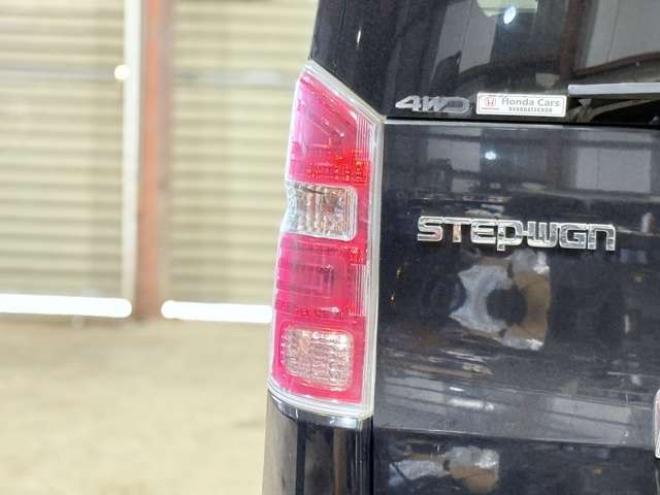 ステップワゴン2.0 L 4WD　下廻防錆 2000