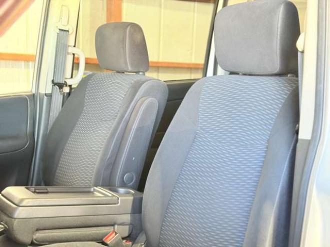 セレナ2.0 20X 4WD　防錆塗装4WDキーレスTVナビ 2000