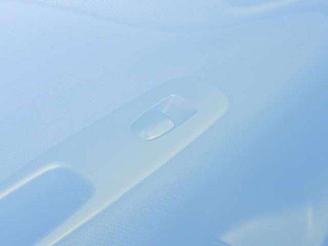 セレナ2.0 20X 4WD　防錆塗装4WDキーレスTVナビ 2000