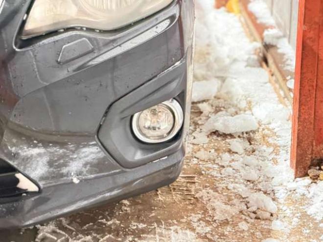 インプレッサスポーツ 2.0 i アイサイト 4WD　防錆塗装4WDキーレスCD夏冬タイヤ 2000