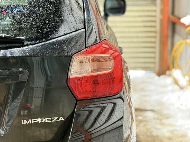 インプレッサスポーツ 2.0 i アイサイト 4WD　防錆塗装4WDキーレスCD夏冬タイヤ 2000