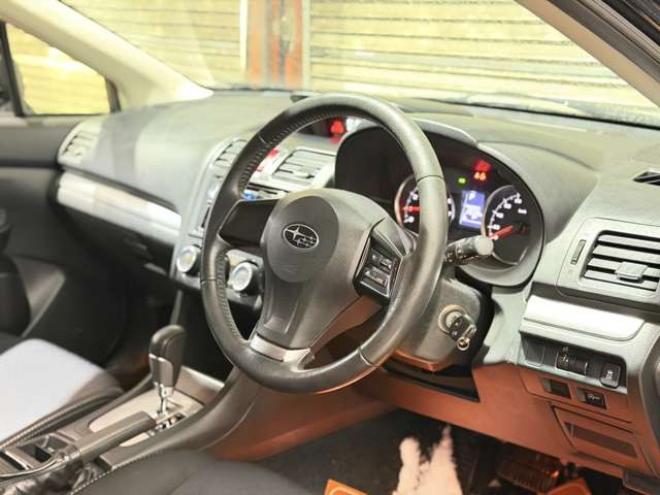 インプレッサスポーツ 2.0 i アイサイト 4WD　防錆塗装4WDキーレスCD夏冬タイヤ 2000