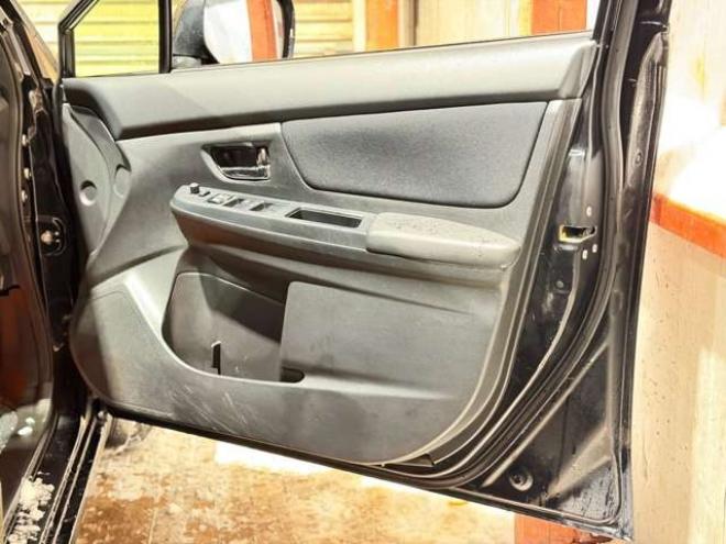 インプレッサスポーツ 2.0 i アイサイト 4WD　防錆塗装4WDキーレスCD夏冬タイヤ 2000