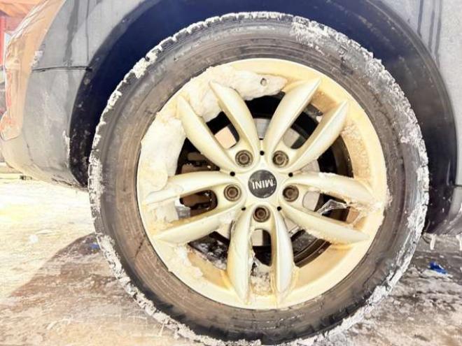 ミニクロスオーバー クーパーS オール4　防錆塗装4WDTVナビBカメETC 正規輸入車 1600