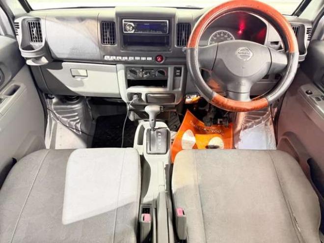 NV100クリッパーDX ハイルーフ 4WD　防錆塗装4WDキーレス夏冬タイヤ 660