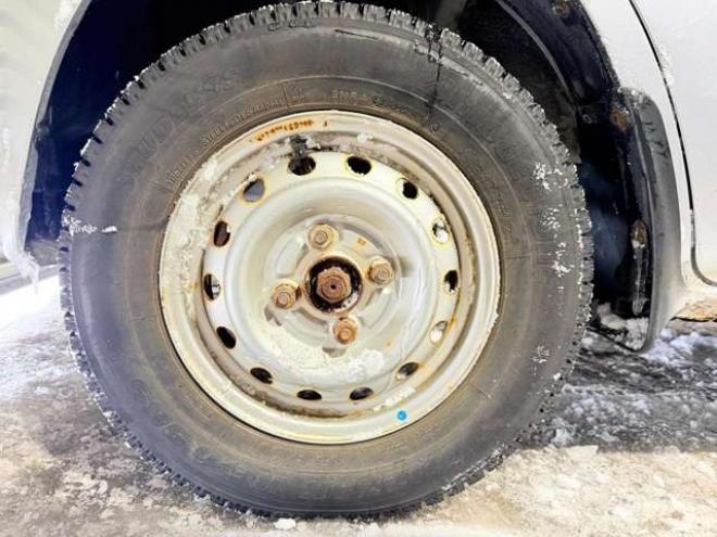 NV100クリッパーDX ハイルーフ 4WD　防錆塗装4WDキーレス夏冬タイヤ 660