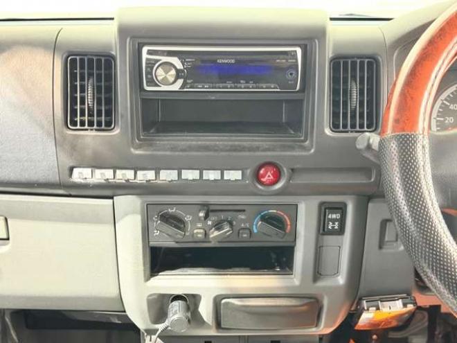 NV100クリッパーDX ハイルーフ 4WD　防錆塗装4WDキーレス夏冬タイヤ 660