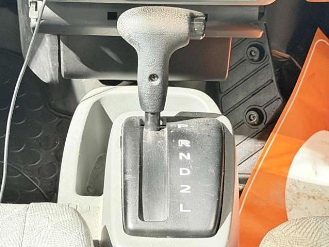 NV100クリッパーDX ハイルーフ 4WD　防錆塗装4WDキーレス夏冬タイヤ 660