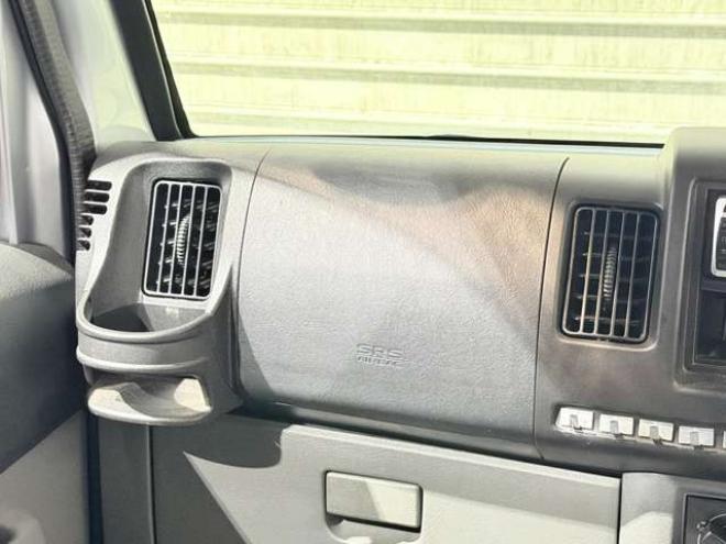 NV100クリッパーDX ハイルーフ 4WD　防錆塗装4WDキーレス夏冬タイヤ 660