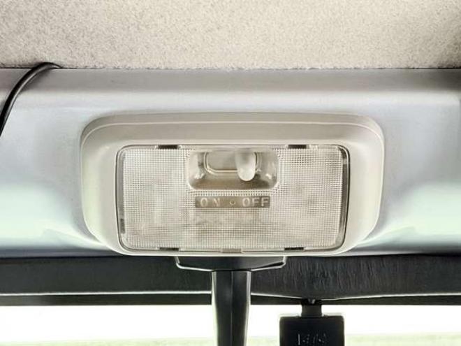 NV100クリッパーDX ハイルーフ 4WD　防錆塗装4WDキーレス夏冬タイヤ 660