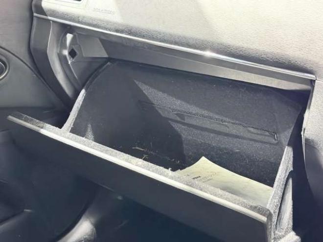 アベンシスワゴン2.0 Xi　防錆塗装TVナビエンスタ夏冬タイヤETCドラレコ 2WD 2000