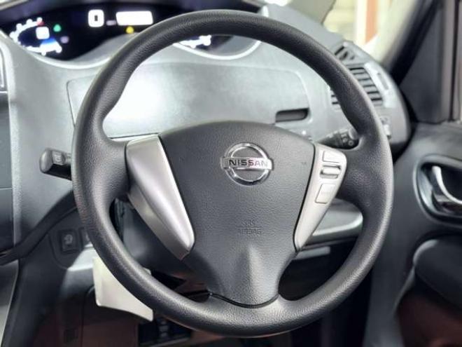 セレナ2.0 20X 4WD　防錆塗装4WDTVナビBカメドラレコ後席モニタ 2000