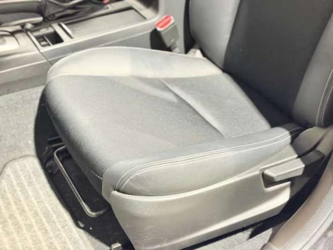 インプレッサG4 2.0 i-S 4WD　防錆塗装4WDキーレスCD 2000