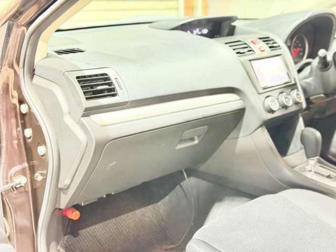 インプレッサスポーツ 1.6 i 4WD　防錆塗装4WDTVナビBカメETCドラレコ 1600