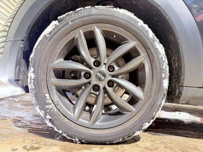 ミニクロスオーバー クーパー D オール4 4WD　防錆塗装4WDアンドロイドナビBカメETC 正規輸入車 2000