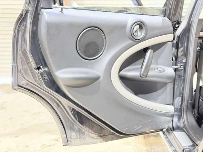 ミニクロスオーバー クーパー D オール4 4WD　防錆塗装4WDアンドロイドナビBカメETC 正規輸入車 2000