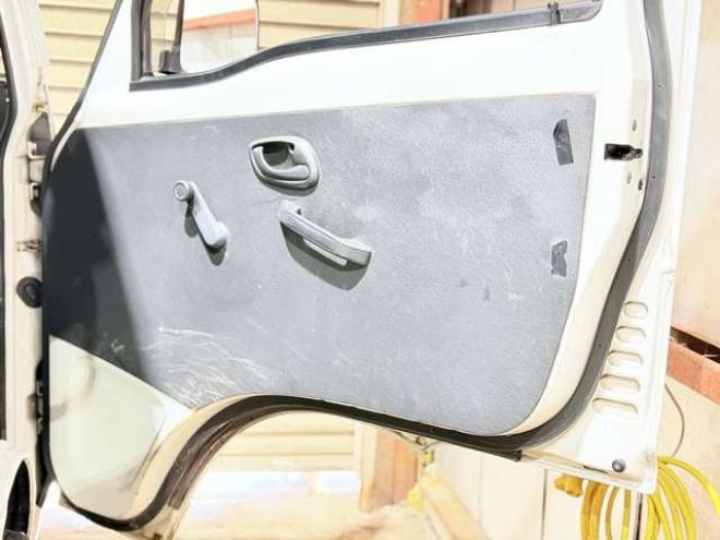 キャリーKU 3方開 4WD　防錆塗装4WD 660