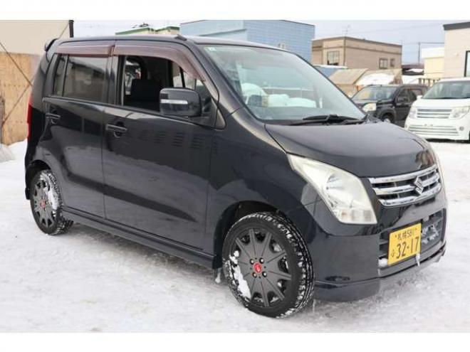 ワゴンRFX リミテッド 4WD　5.8万キロ・ナビ・TV・エンジンスターター・スマートキー 660