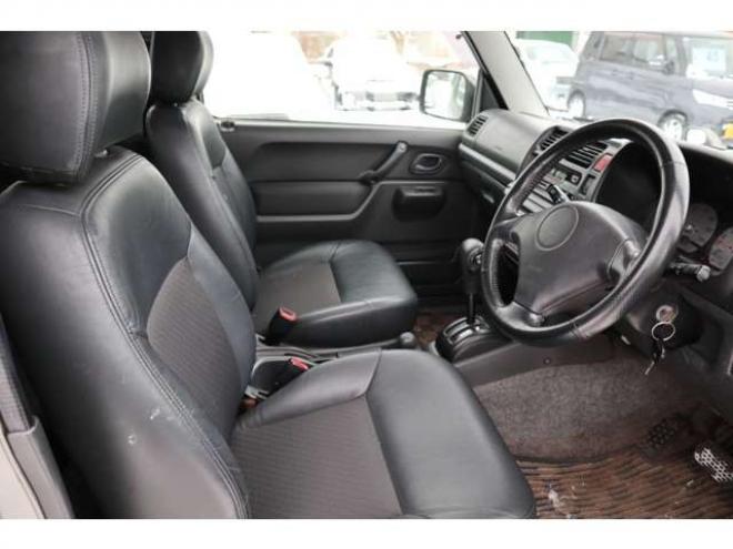 ジムニーランドベンチャー 4WD　R9/2月・ターボ・タイミングチェーン式 660