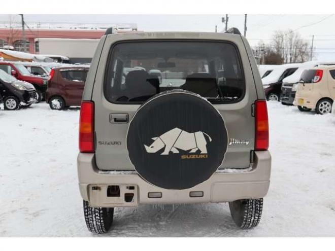 ジムニーランドベンチャー 4WD　R9/2月・ターボ・タイミングチェーン式 660