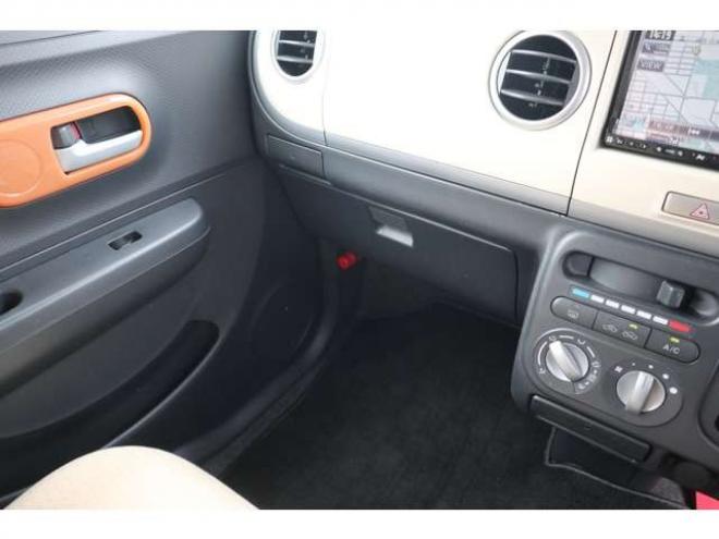 ラパンG　ナビ・TV・スマートキー・R8/10月・4.7万キロ・前輪駆動 2WD 660