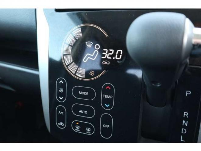 デイズX 4WD　ナビ・TV・バックカメラ・アイドリングストップ・R9/9月・走行すくない1.6万キロ 660