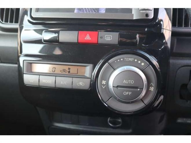 タントカスタム RS 4WD　アイドリングストップ・ナビ・TV・左パワースライドドア・ターボ・Tチェーン式 660