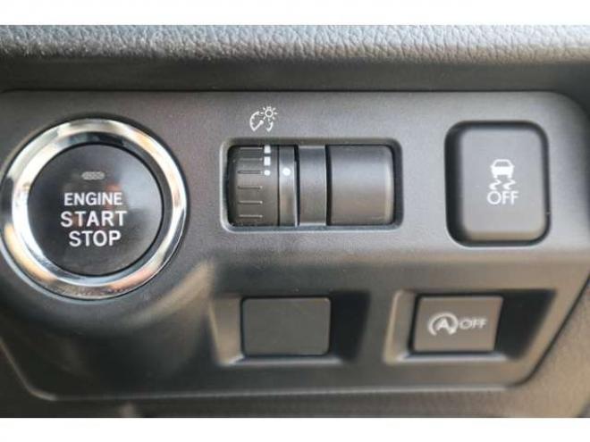 インプレッサスポーツ 2.0 i アイサイト 4WD　ナビ・TV・スマートキー 2000