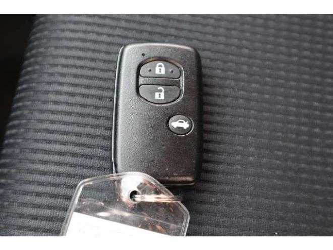 インプレッサスポーツ 2.0 i アイサイト 4WD　ナビ・TV・Bカメラ・スマートキー 2000