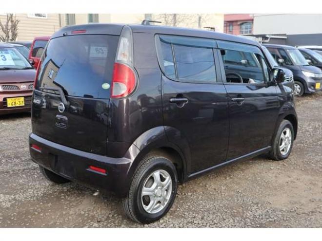 モコX FOUR 4WD　ナビ・TV・スマートキー・エンジンスターター・タイミングチェーン式 660