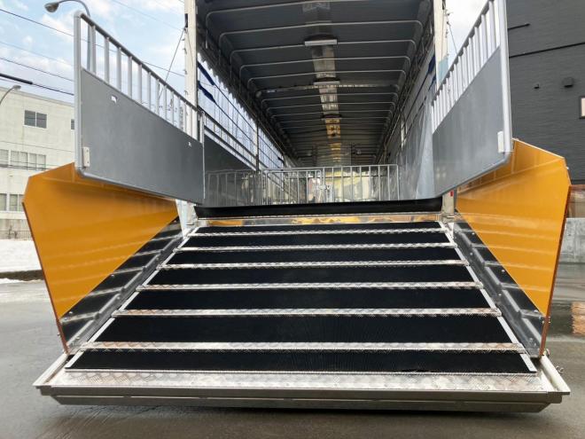 レンジャープロ未使用　ワイド 増t 家畜運搬車　大型トラック　nlt