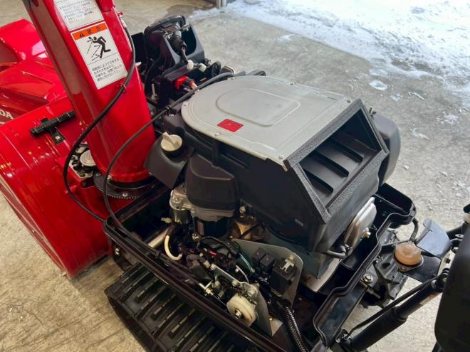 除雪機ホンダ　HSS1170i！ハイブリッド！