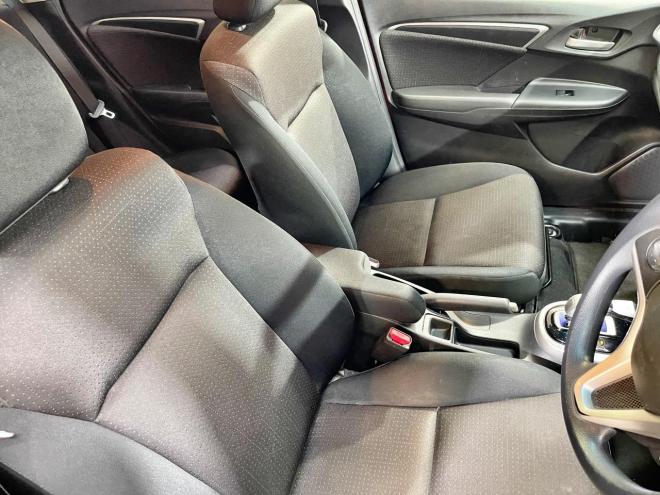 フィットハイブリッド1.5ハイブリッドFパッケージ 4WD 5年保証 スマキー ナビ Bカメ ETC 寒冷地仕様 禁煙 車検整備2年付