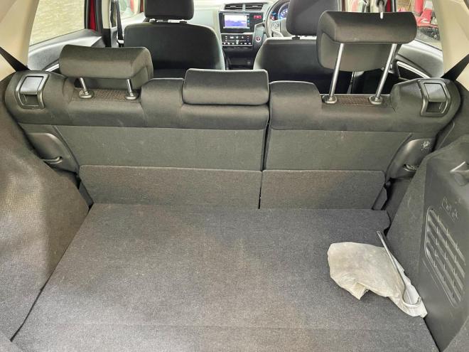 フィットハイブリッド1.5ハイブリッドFパッケージ 4WD 5年保証 スマキー ナビ Bカメ ETC 寒冷地仕様 禁煙 車検整備2年付