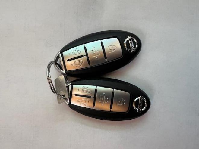 セレナハイウェイスター 4WD 2000 5Dr